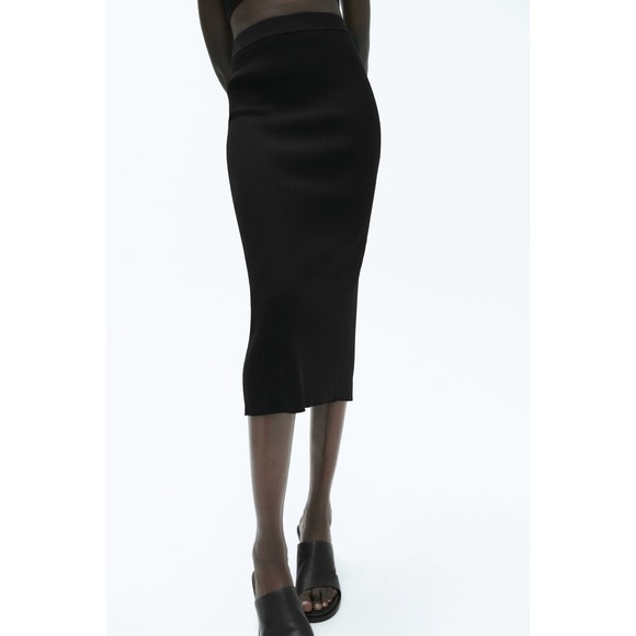 Zara Skirts Zara Like New Black Bodycon Ribbed Knit Midi Skirt Size